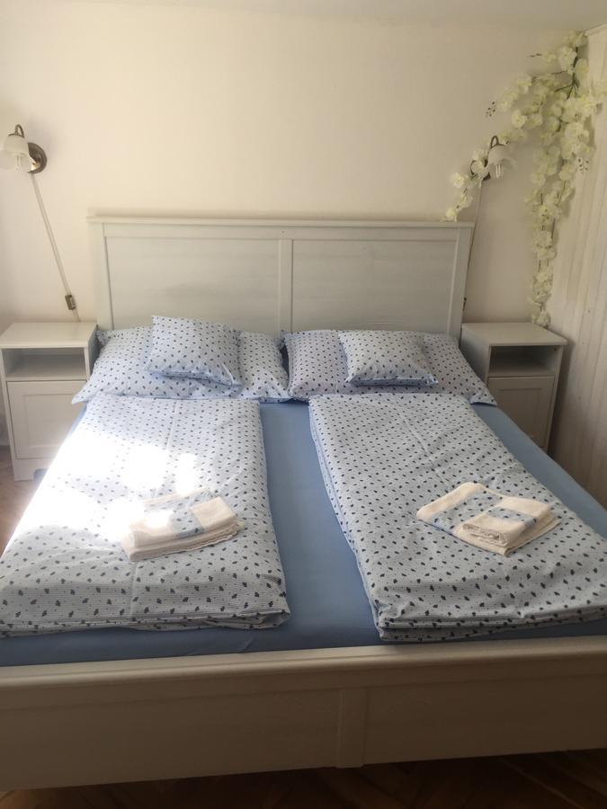 Roubenka Doubravice Villa Hrubá Skála Eksteriør bilde