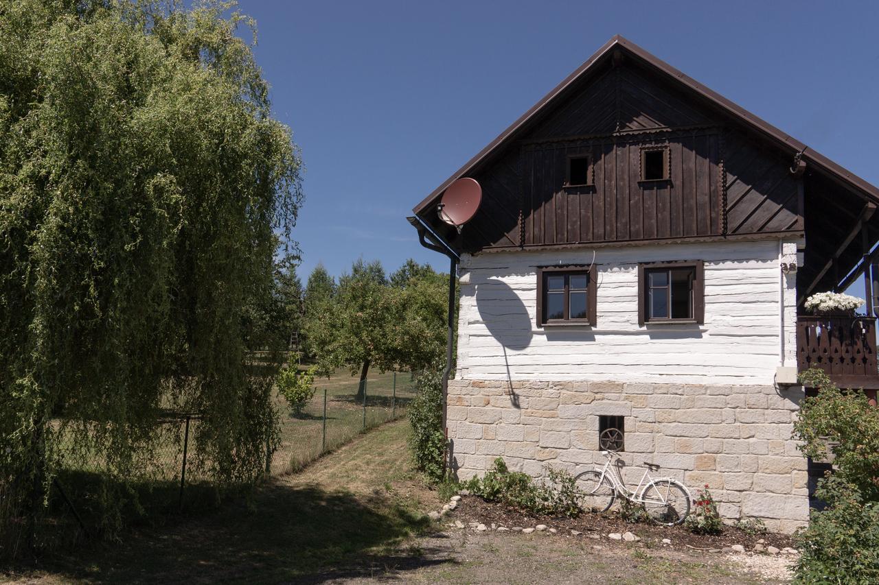 Roubenka Doubravice Villa Hrubá Skála Eksteriør bilde